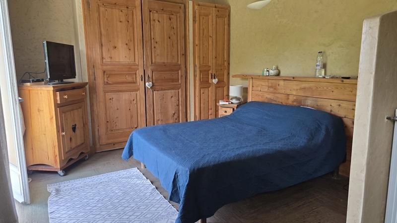 Maison - 445 m² - 15 pièces