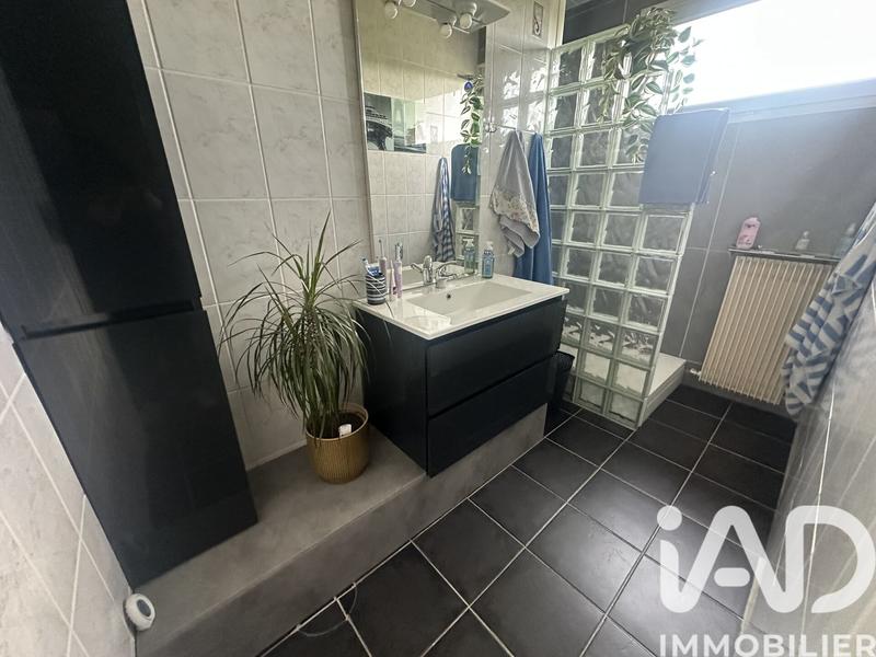 Maison - 97 m² - 5 pièces