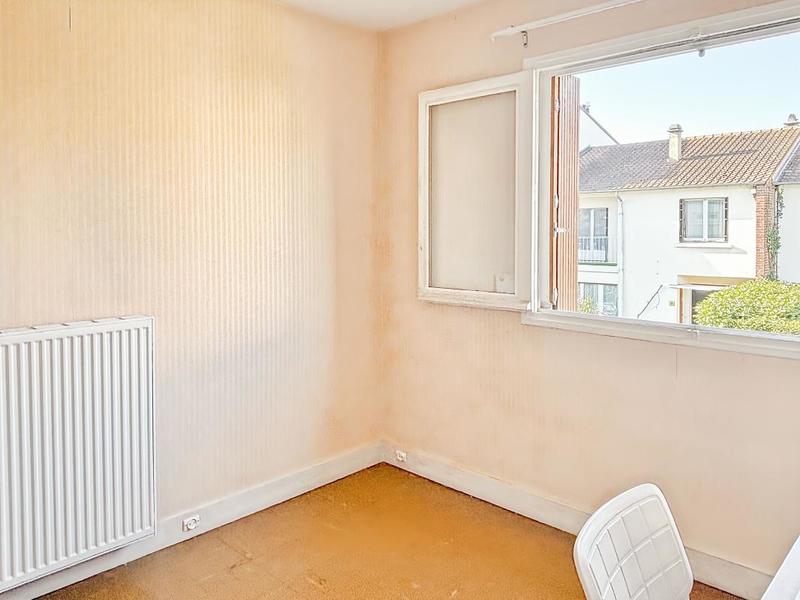 Maison - 96 m² - 5 pièces