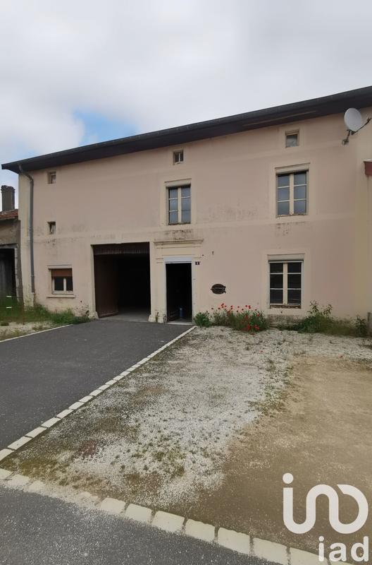 Maison - 360 m² - 3 pièces