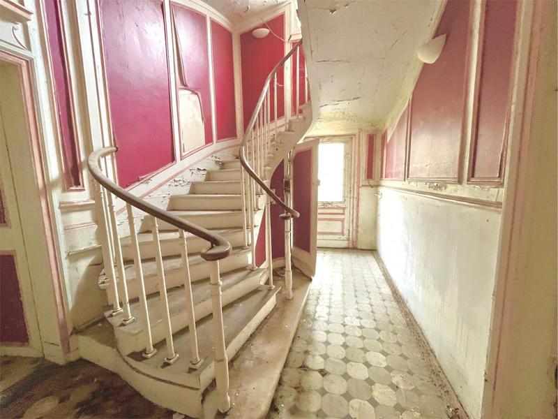 Immeuble - 264 m² - 9 pièces