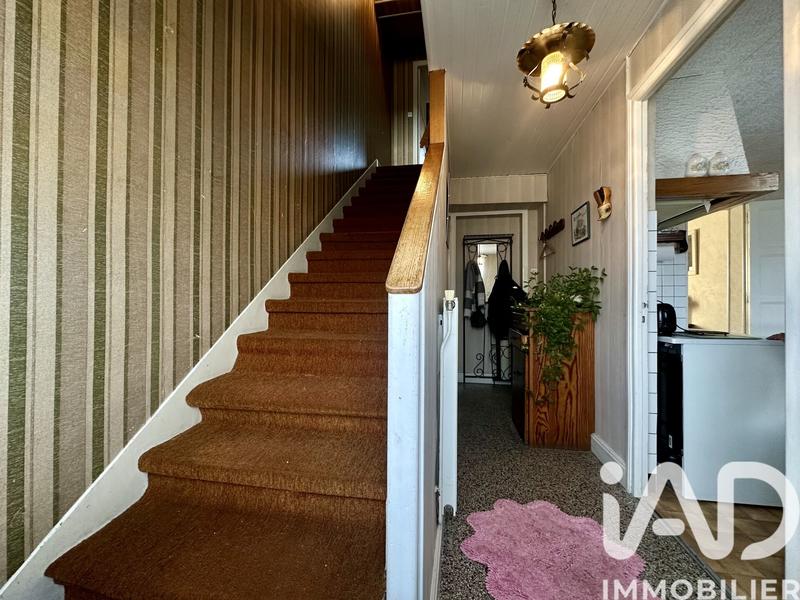 Maison - 93 m² - 5 pièces