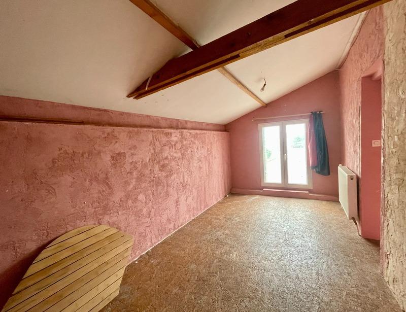 Maison - 110 m² - 6 pièces