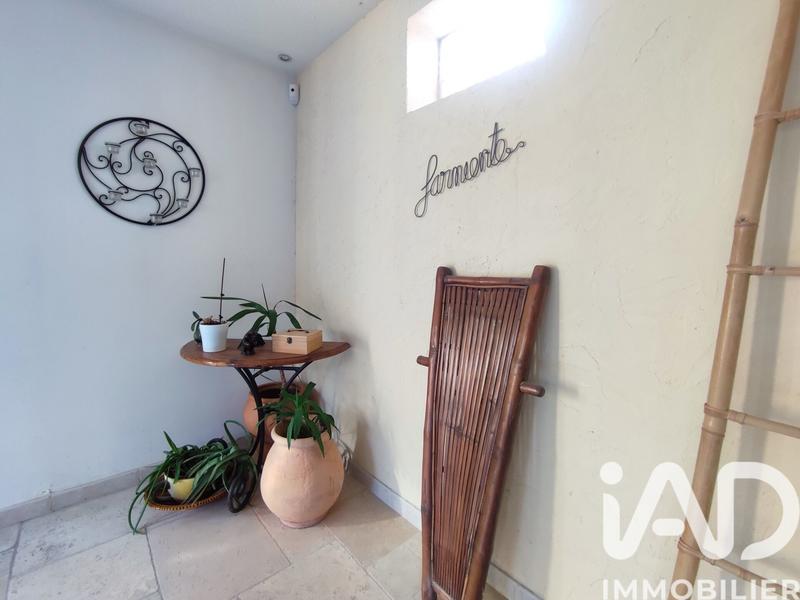 Maison - 230 m² - 7 pièces