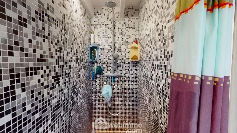 Maison - 143 m² - 7 pièces