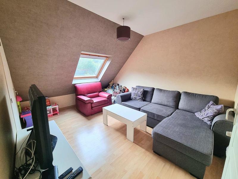 Maison - 212 m² - 6 pièces