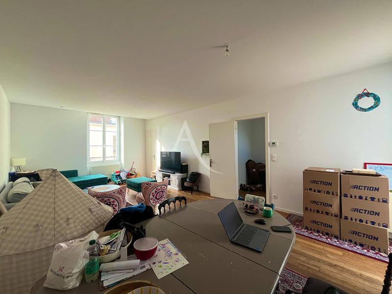 Maison - 101 m² - 4 pièces