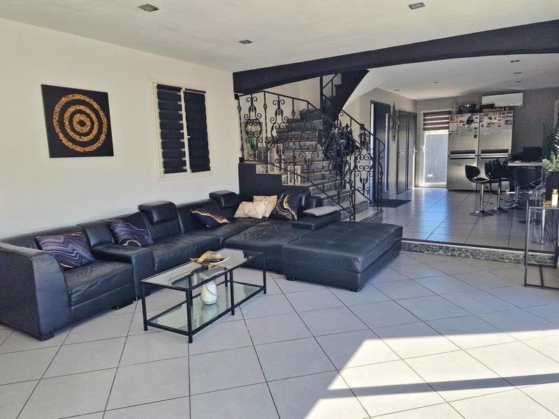 Maison - 152 m² - 7 pièces