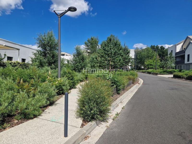 Terrain constructible - 720 m²