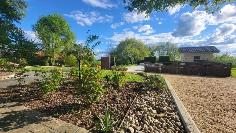 Maison - 105 m² - 4 pièces