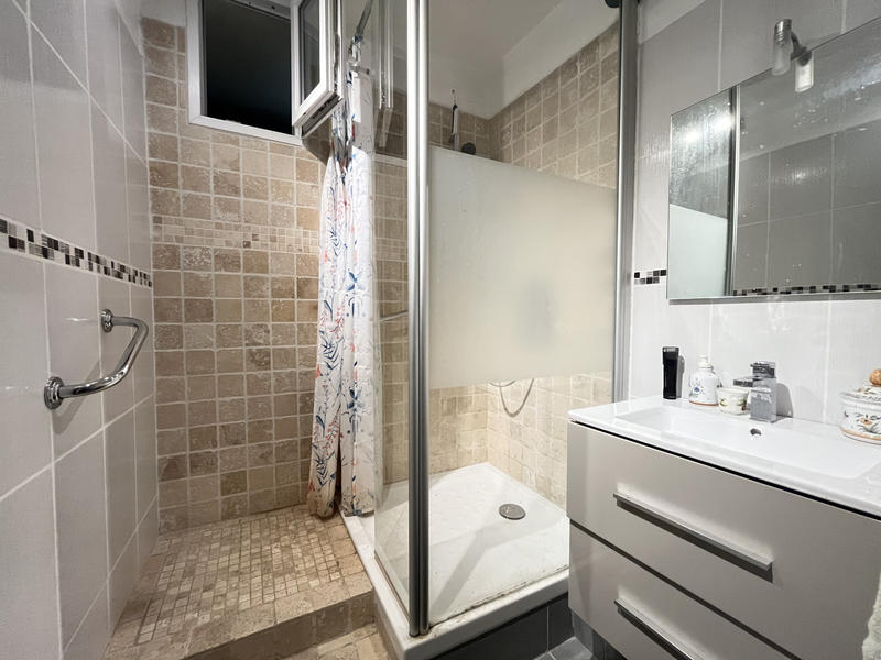 Appartement - 75 m² - 4 pièces