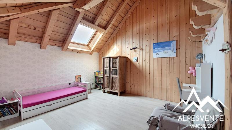 Maison - 162 m² - 4 pièces