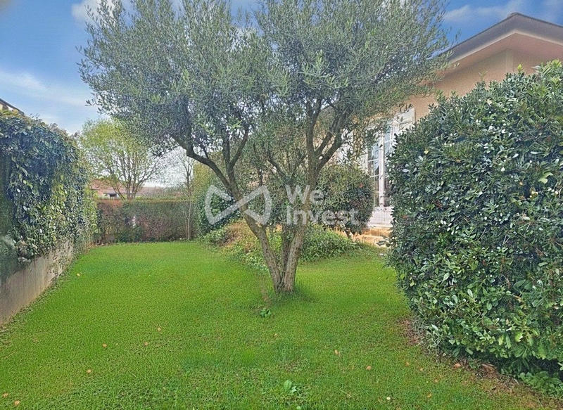 Villa - 90 m² - 5 pièces