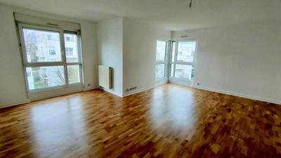 Appartement - 96 m² - 4 pièces