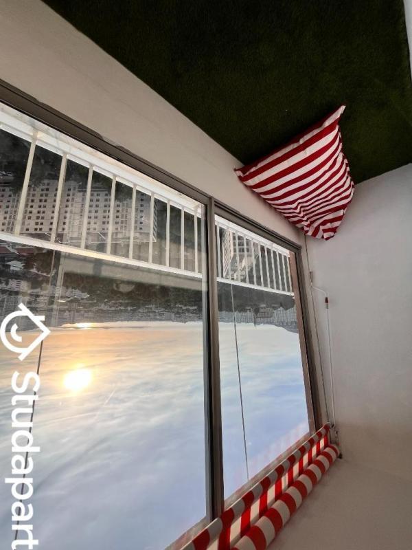 Chambre - 9 m² - 1 pièce