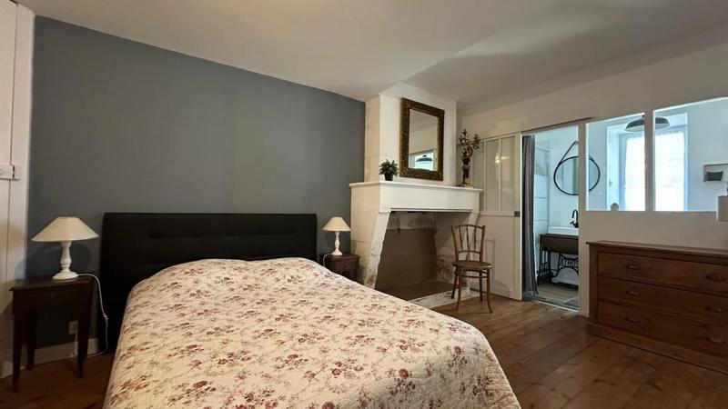 Propriété - 768 m² - 17 pièces