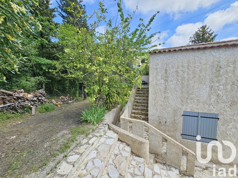 Maison - 250 m² - 9 pièces