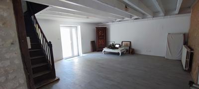 Maison - 210 m² - 6 pièces