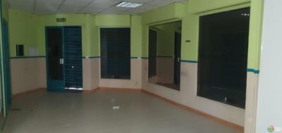 Local commercial - 250 m² - 1 pièce