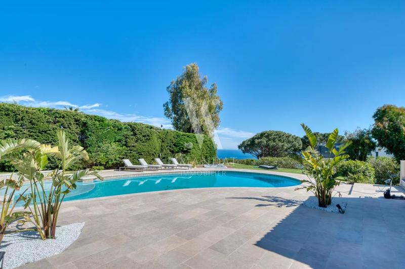 Propriété - 433 m² - 8 pièces