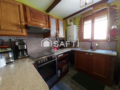 Maison - 85 m² - 4 pièces