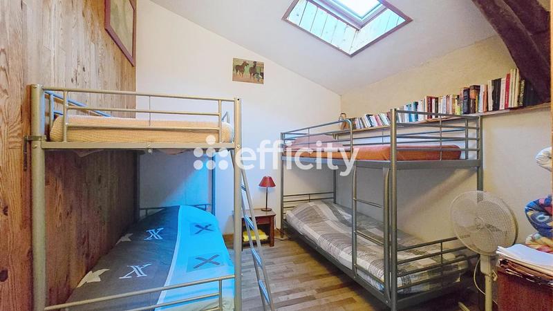 Mas - 300 m² - 11 pièces