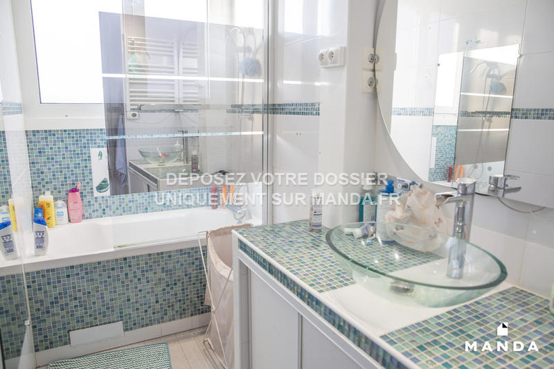 Chambre - 9 m² - 4 pièces