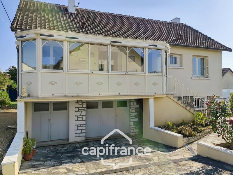 Maison - 93 m² - 5 pièces