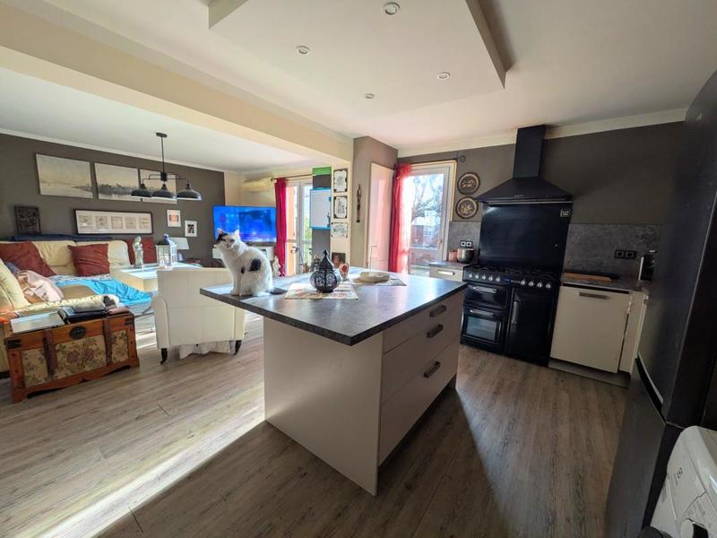 Maison - 97 m² - 4 pièces