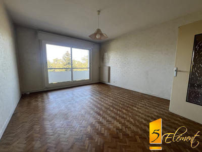 Appartement - 77 m² - 3 pièces