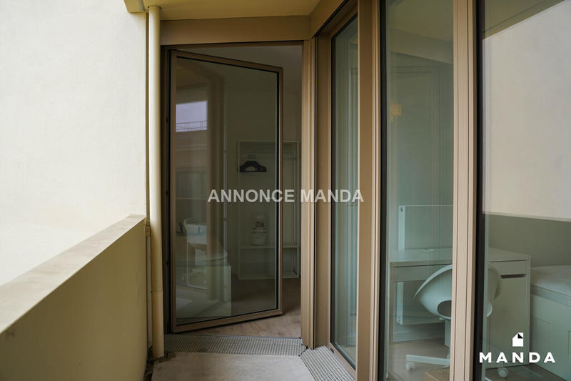 Chambre - 9 m² - 5 pièces