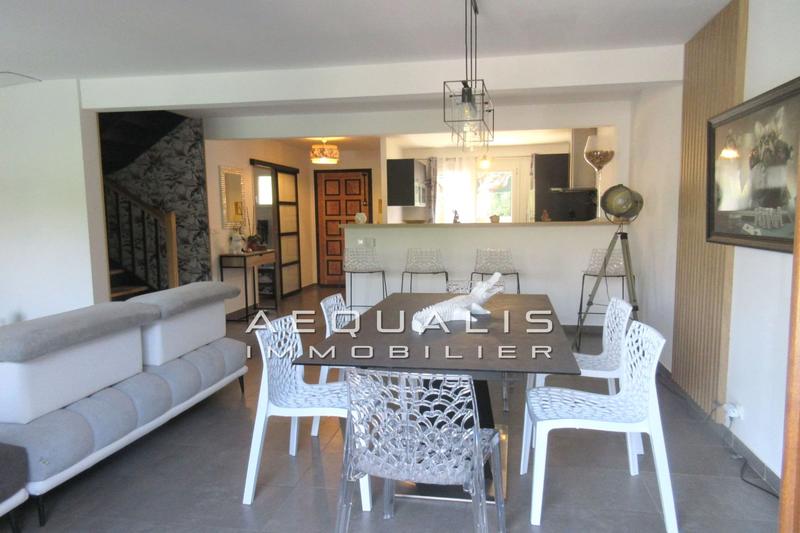 Maison - 104 m² - 4 pièces