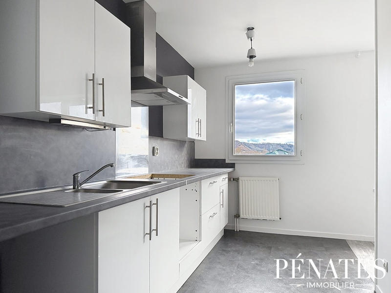 Appartement - 67 m² - 3 pièces