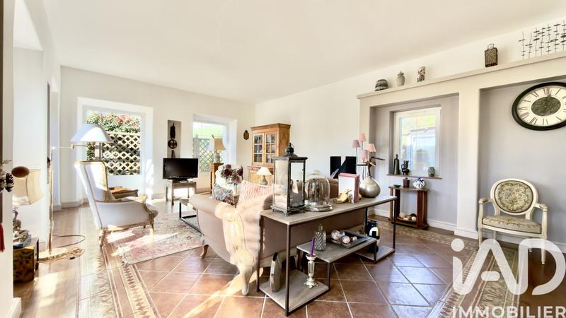 Maison - 284 m² - 7 pièces