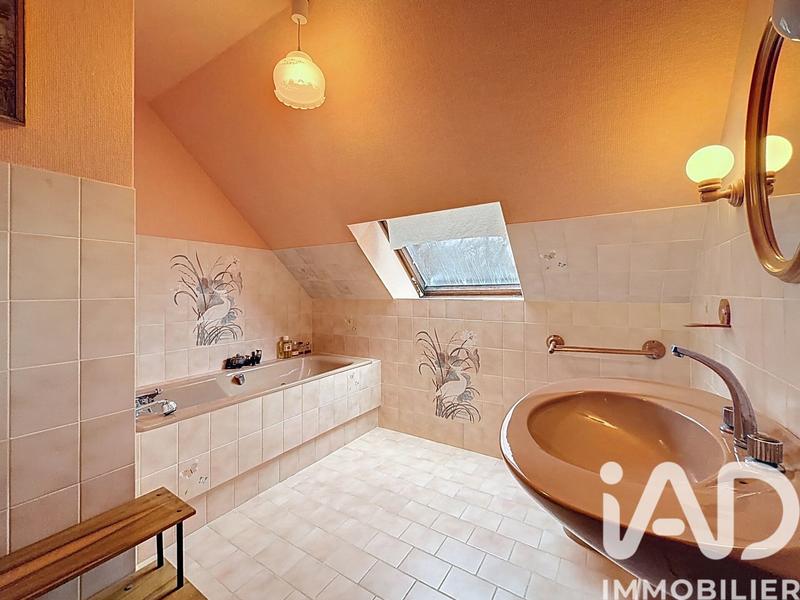 Maison - 180 m² - 6 pièces
