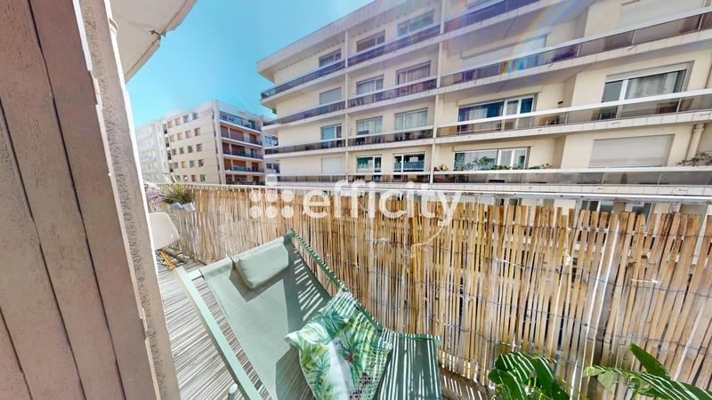 Appartement - 97 m² - 4 pièces