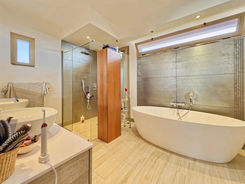 Appartement - 138 m² - 4 pièces