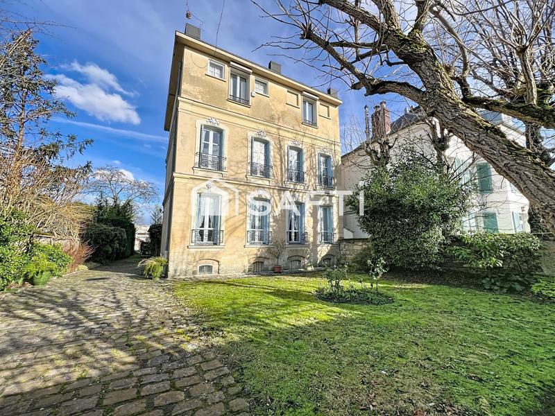 Maison de maîtres - 190 m² - 8 pièces