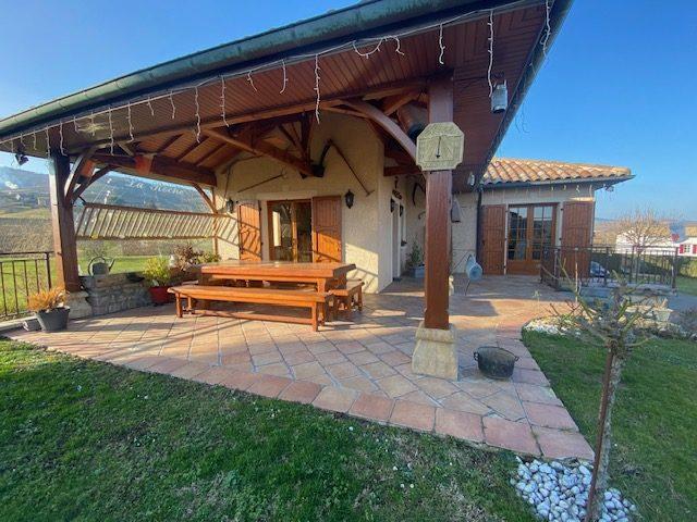 Maison - 264 m² - 7 pièces