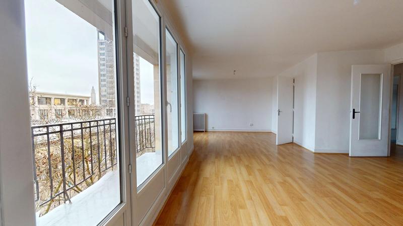 Appartement - 97 m² - 5 pièces