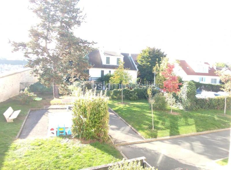 Appartement - 81 m² - 4 pièces