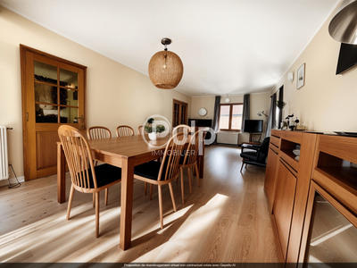 Maison - 136 m² - 4 pièces