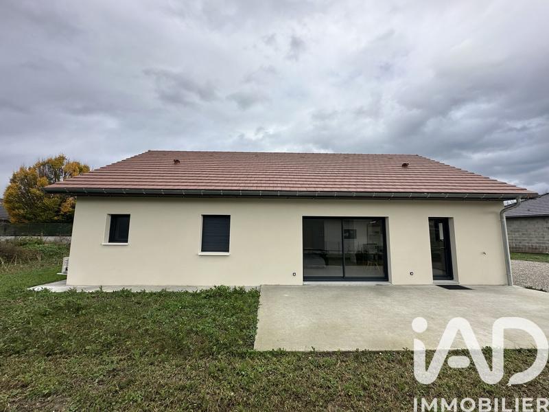 Maison - 106 m² - 4 pièces