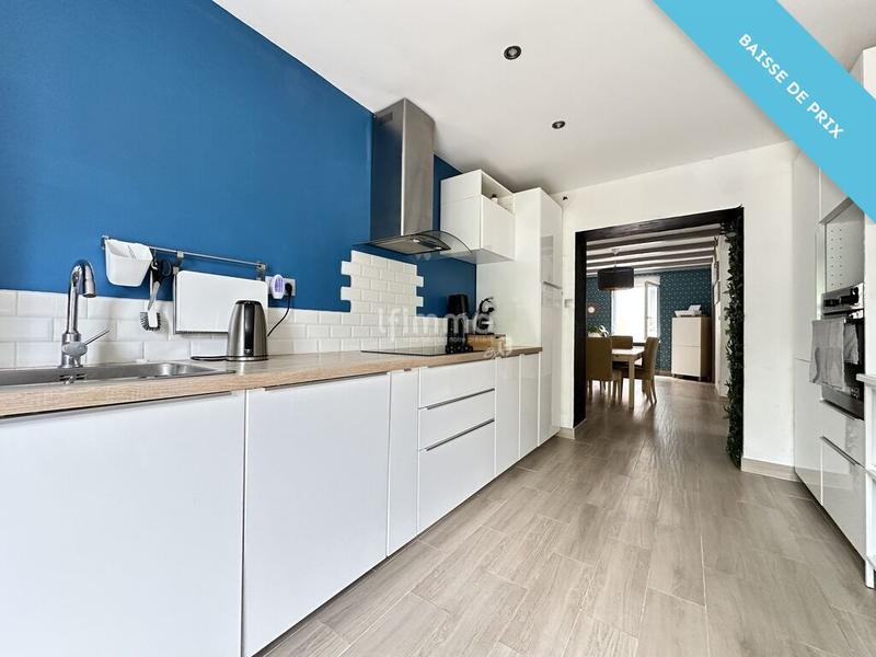 Maison - 189 m² - 8 pièces