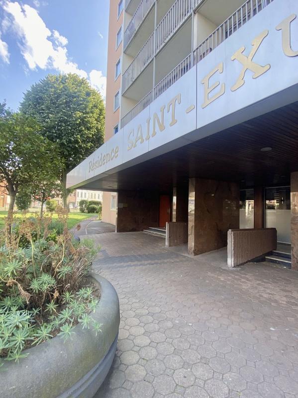 Appartement - 97 m² - 5 pièces