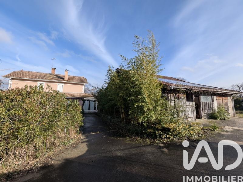 Maison - 205 m² - 7 pièces