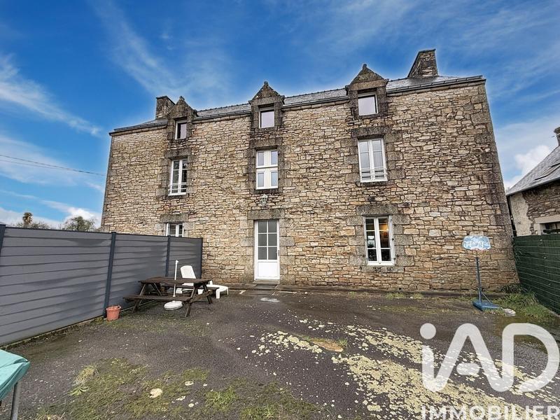 Maison - 145 m² - 5 pièces