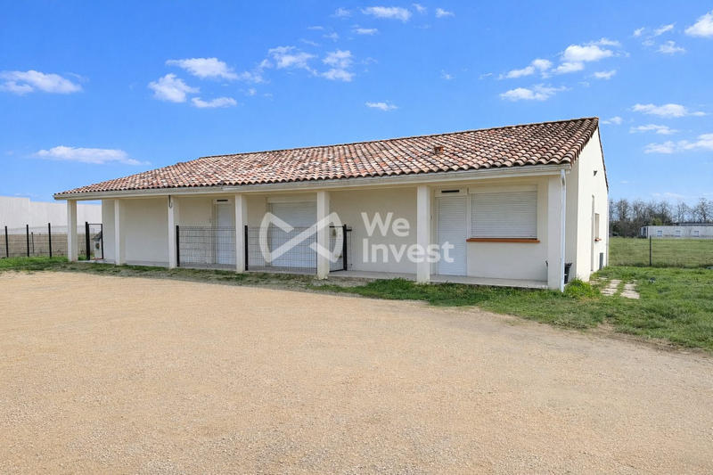 Local commercial - 153 m² - 7 pièces
