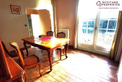 Villa - 170 m² - 9 pièces