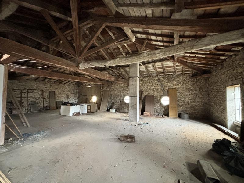 Maison ancienne - 186 m² - 6 pièces